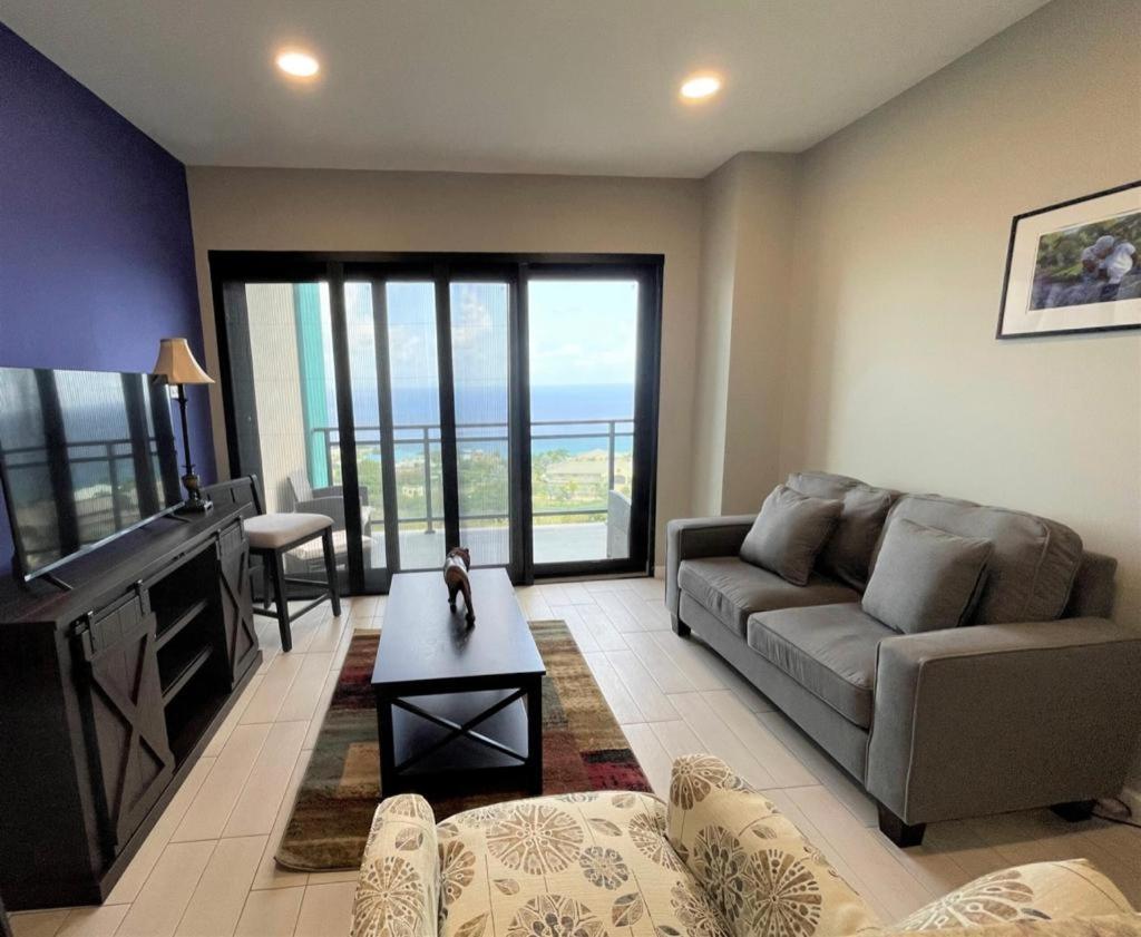 Hillsboro Condominiums Basseterre 外观 照片