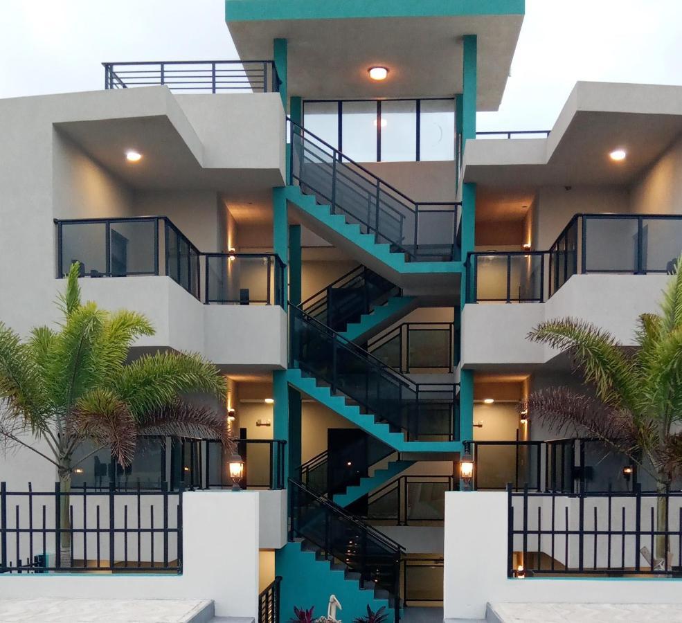 Hillsboro Condominiums Basseterre 外观 照片