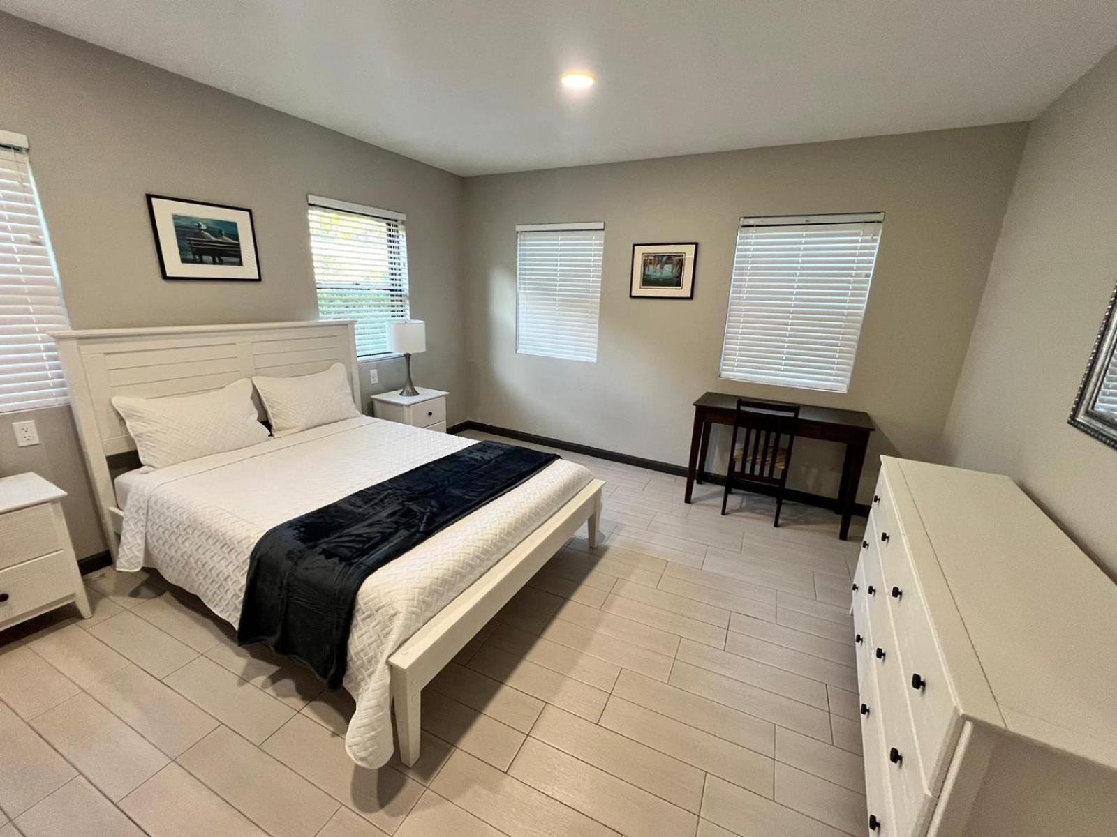 Hillsboro Condominiums Basseterre 外观 照片